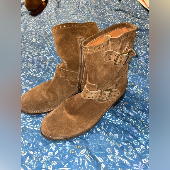 Frye Boots - Picture 2 of 8